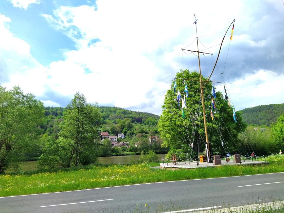 Sleep&Chill - Ruhige Uebernachtung Mit Main-Blick Apartment Neustadt am Main Exterior photo